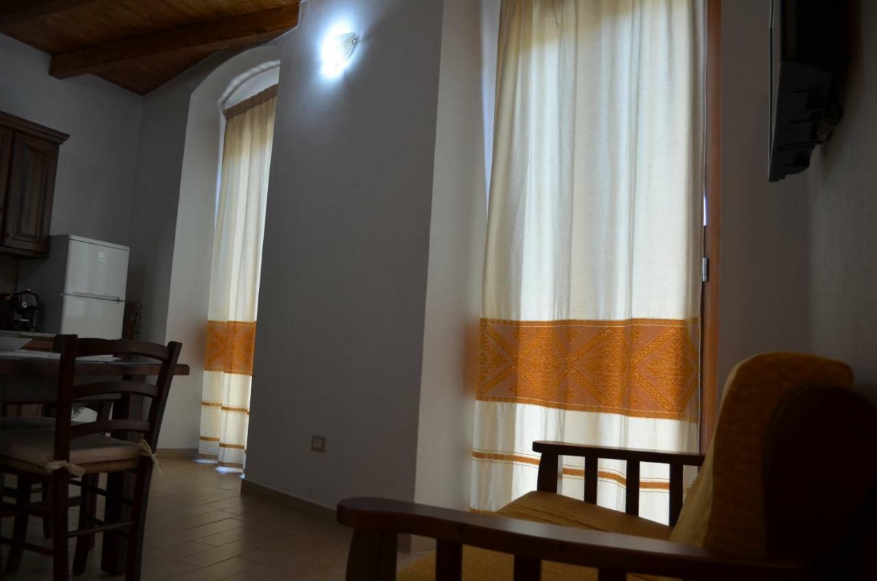Casa Vacanze La Pavoncella Iglesias Buitenkant foto