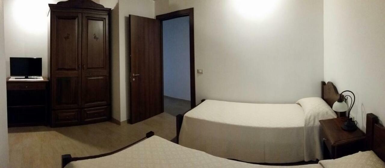 Casa Vacanze La Pavoncella Iglesias Buitenkant foto
