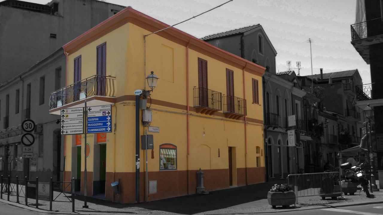 Casa Vacanze La Pavoncella Iglesias Buitenkant foto